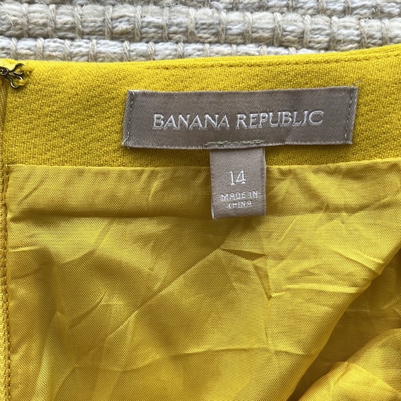 Banana Republic yellow skirt (sz 14) - Picture 2 of 5